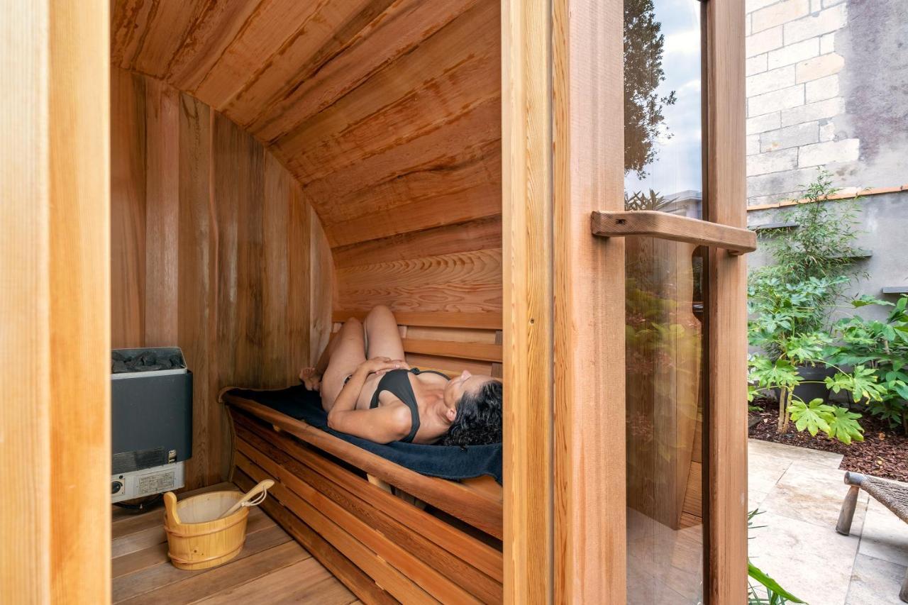 Escale Rochelaise, Gite Urbain Avec Spa Bain Nordique Et Sauna Tonneau La Rochelle  Exteriér fotografie