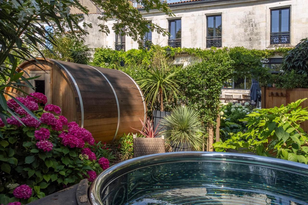 Escale Rochelaise, Gite Urbain Avec Spa Bain Nordique Et Sauna Tonneau La Rochelle  Exteriér fotografie