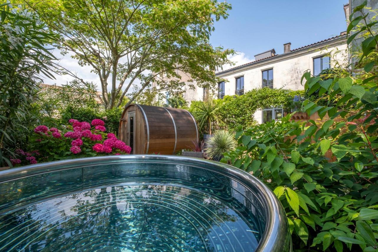 Escale Rochelaise, Gite Urbain Avec Spa Bain Nordique Et Sauna Tonneau La Rochelle  Exteriér fotografie
